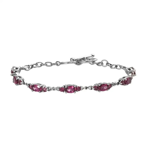 Tanzanian Wine Garnet Toggle Bracelet in 925 Sterling Silver - Picture 6 of 8